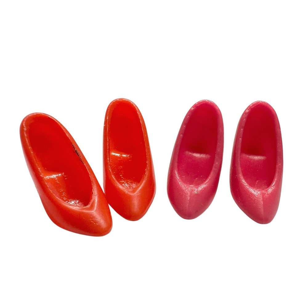 Vintage 90s Barbie Closed‎ Toe Pumps Red Pink 2 Sets
